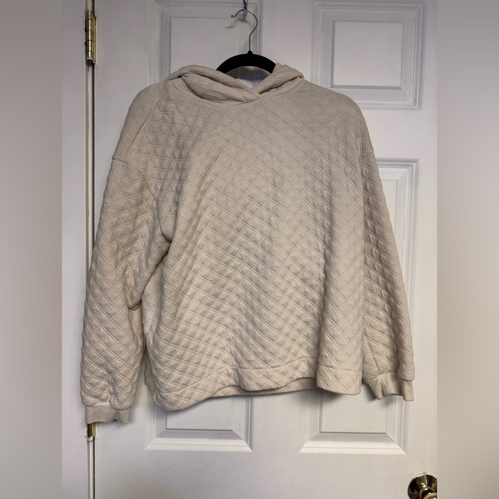 Madewell resourced quilted hoodie. Size small. Off white. Lightly worn.